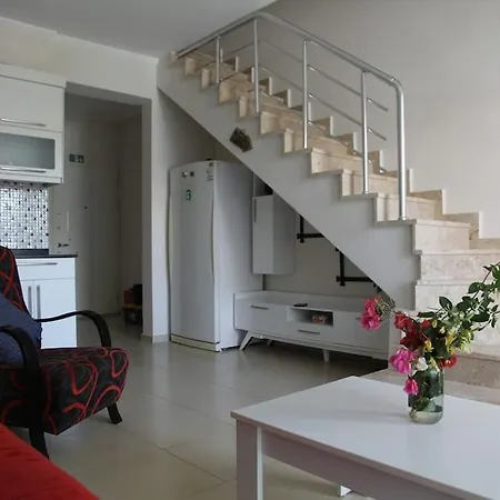 Apartamento Seckin Tesiste Sahibinden 3+1 Dubleks Denize Yakin *